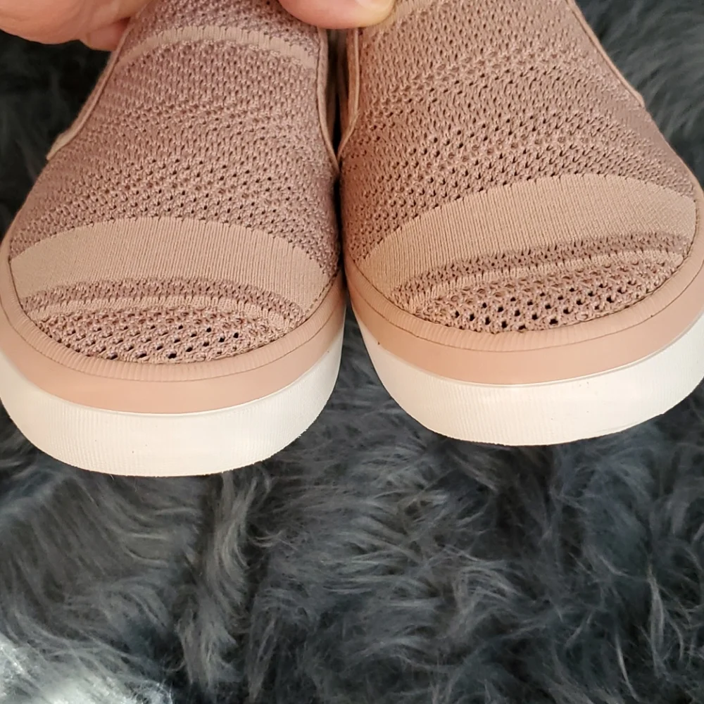 NIB Sperry Top-Sider Seaside Knit Sneaker